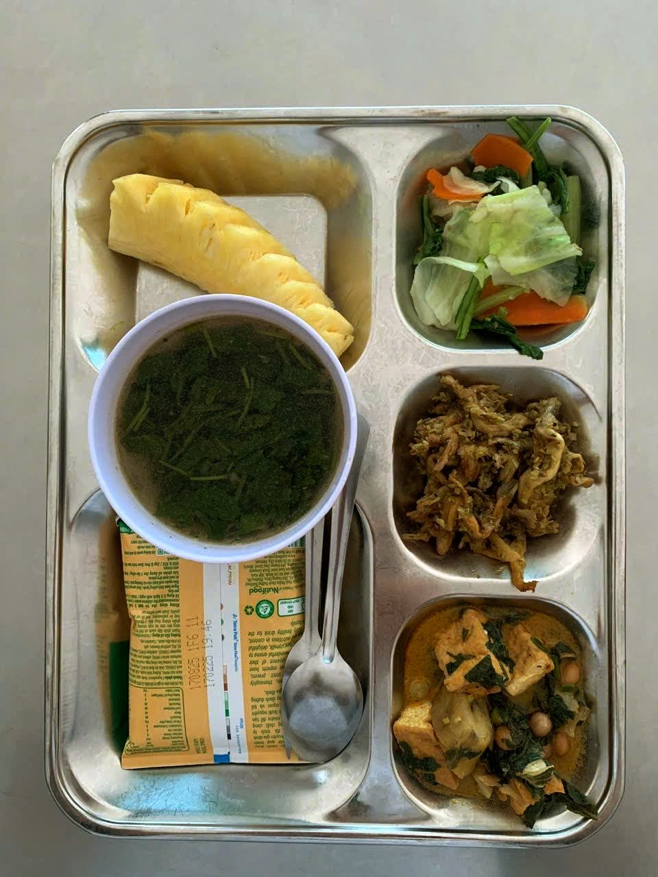 Suất Ăn Công Nghiệp