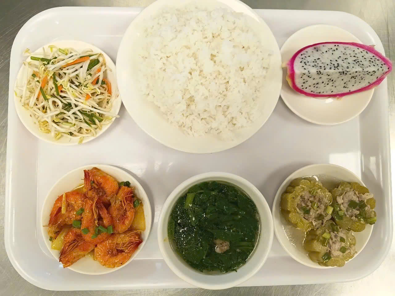  Suất Ăn Công Nghiệp Tại Đồng Nai