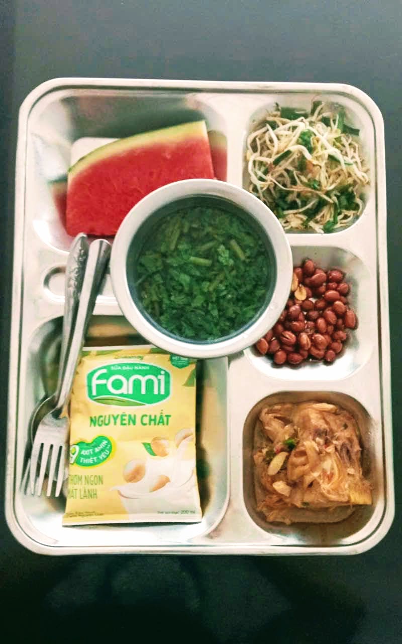 Suất ăn công nghiệp