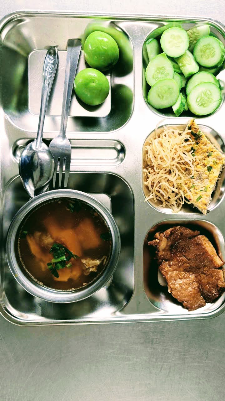 Suất Ăn Công Nghiệp Đông Phương | 0993 111 333