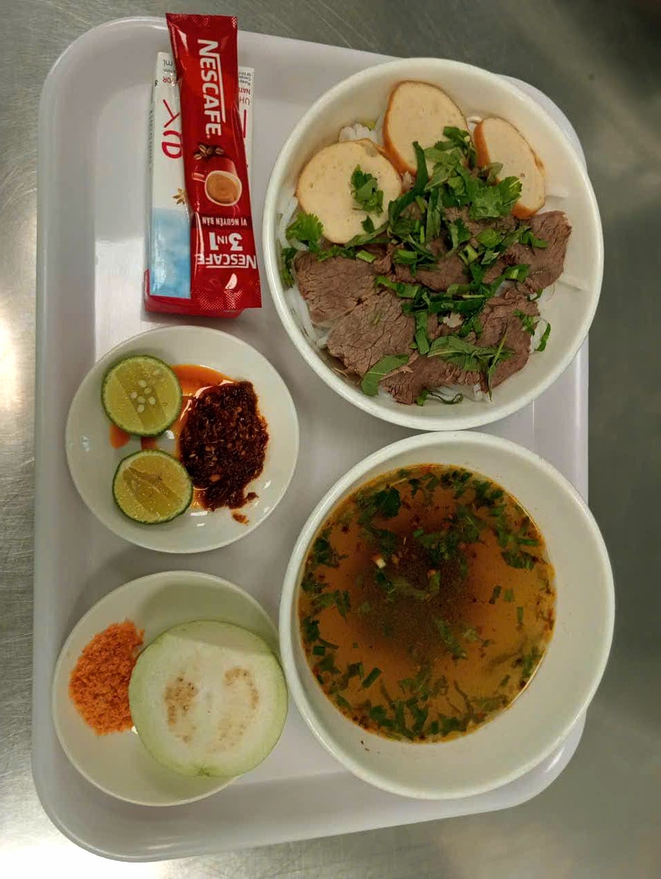 Suất ăn công nghiệp là gì? Thực đơn & Báo giá