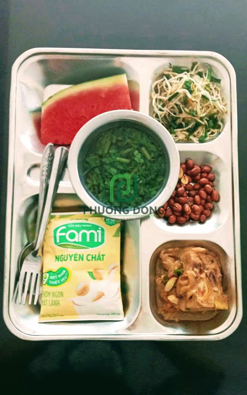 Suất Ăn Công Nghiệp & Bếp Nấu Tại Chỗ