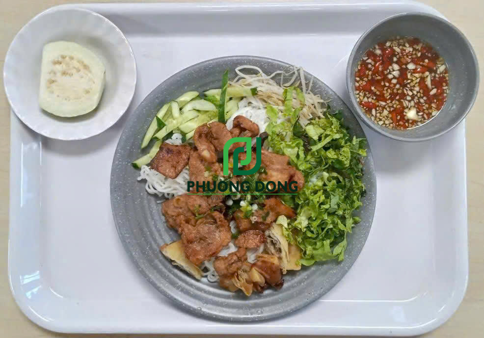 Suất Ăn Công Nghiệp & Bếp Nấu Tại Chỗ
